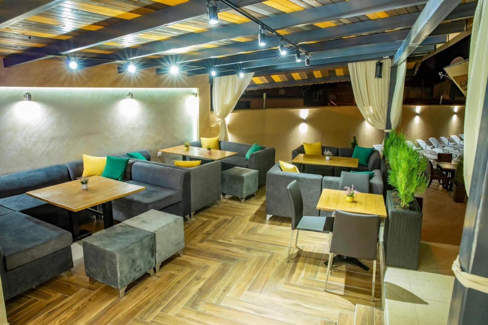 Alva Aparthotel Σαντάνσκι Εξωτερικό φωτογραφία