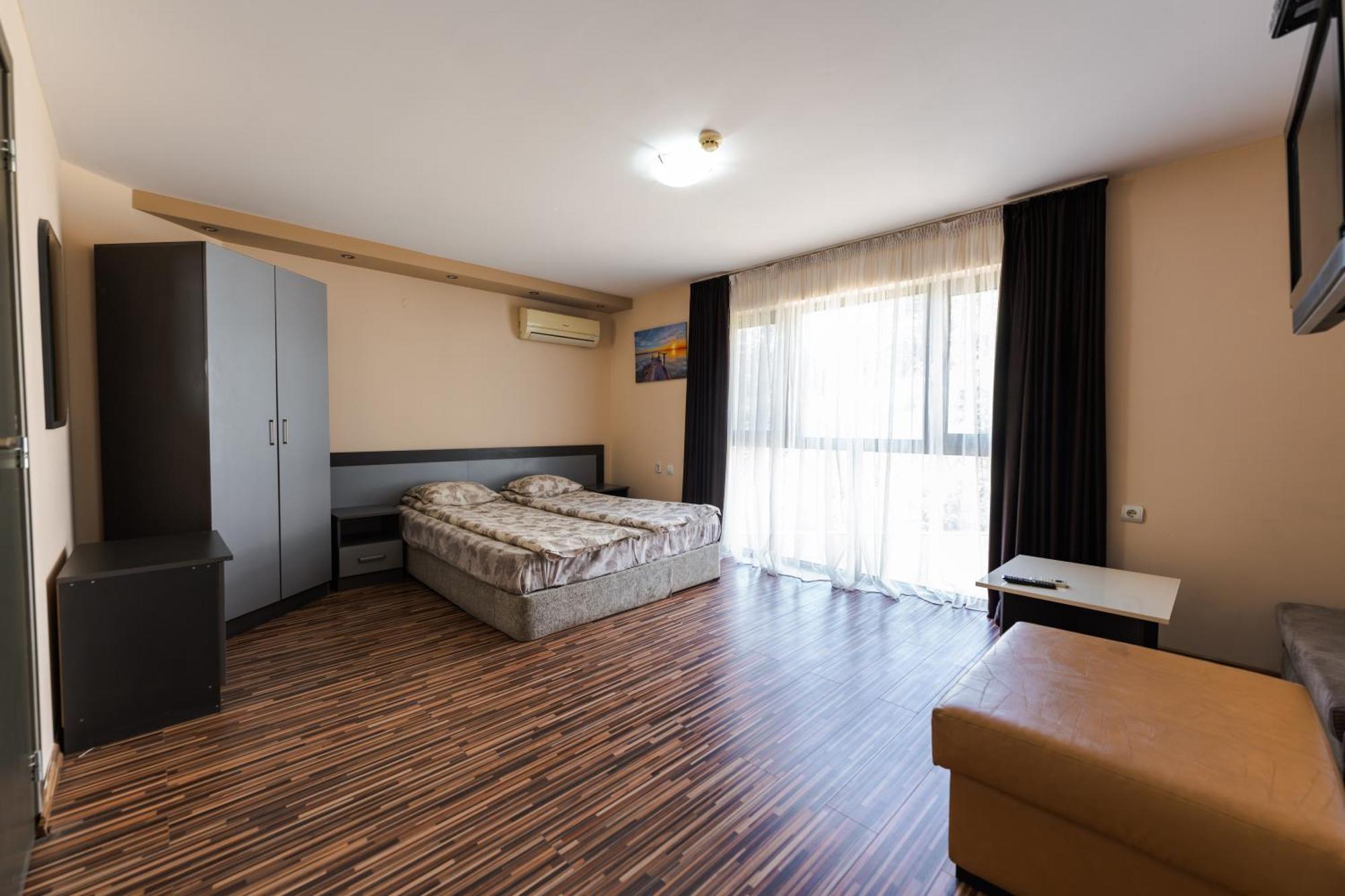 Alva Aparthotel Σαντάνσκι Εξωτερικό φωτογραφία